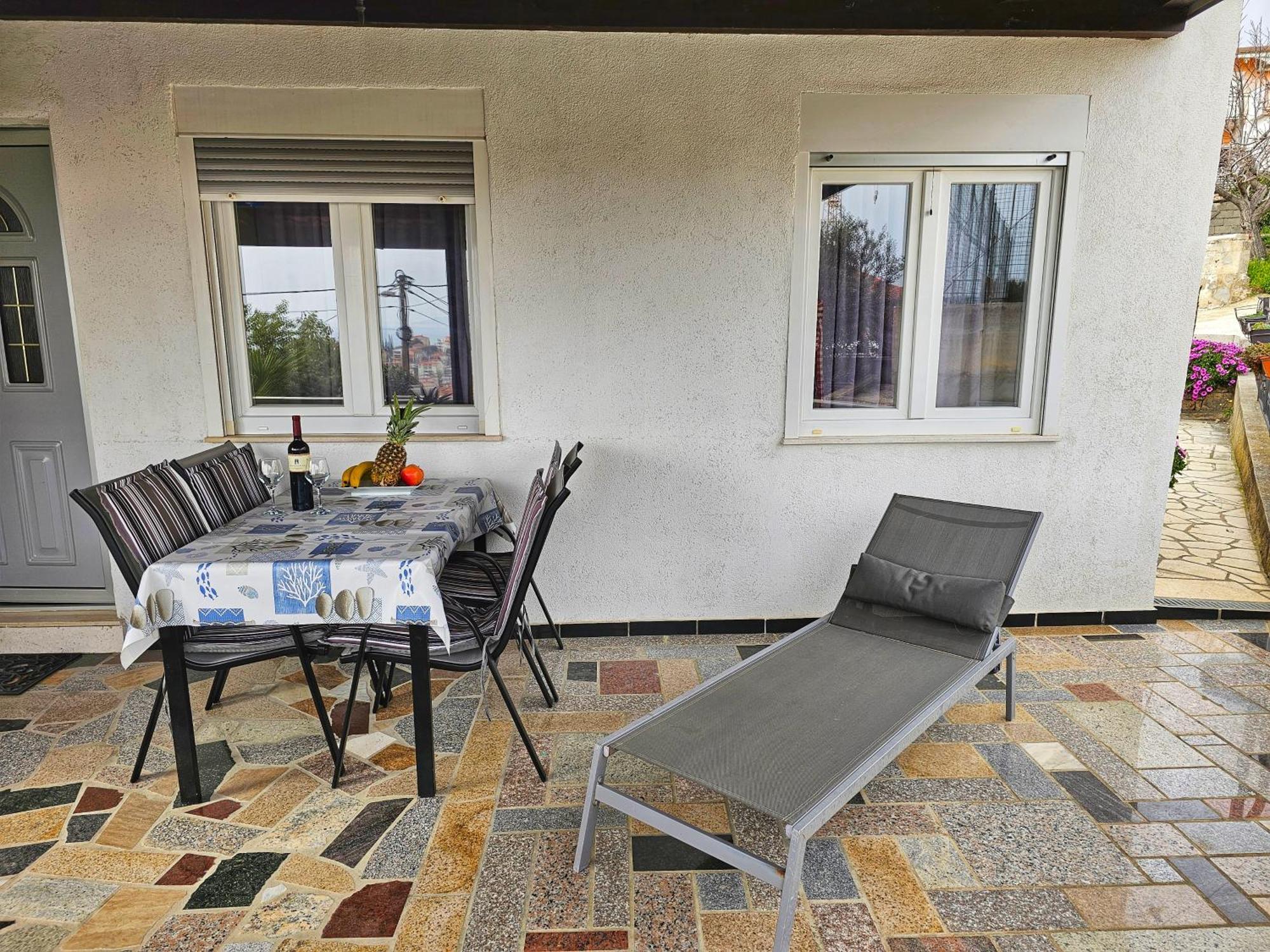 Apartments Plejic Seget Vranjica Esterno foto
